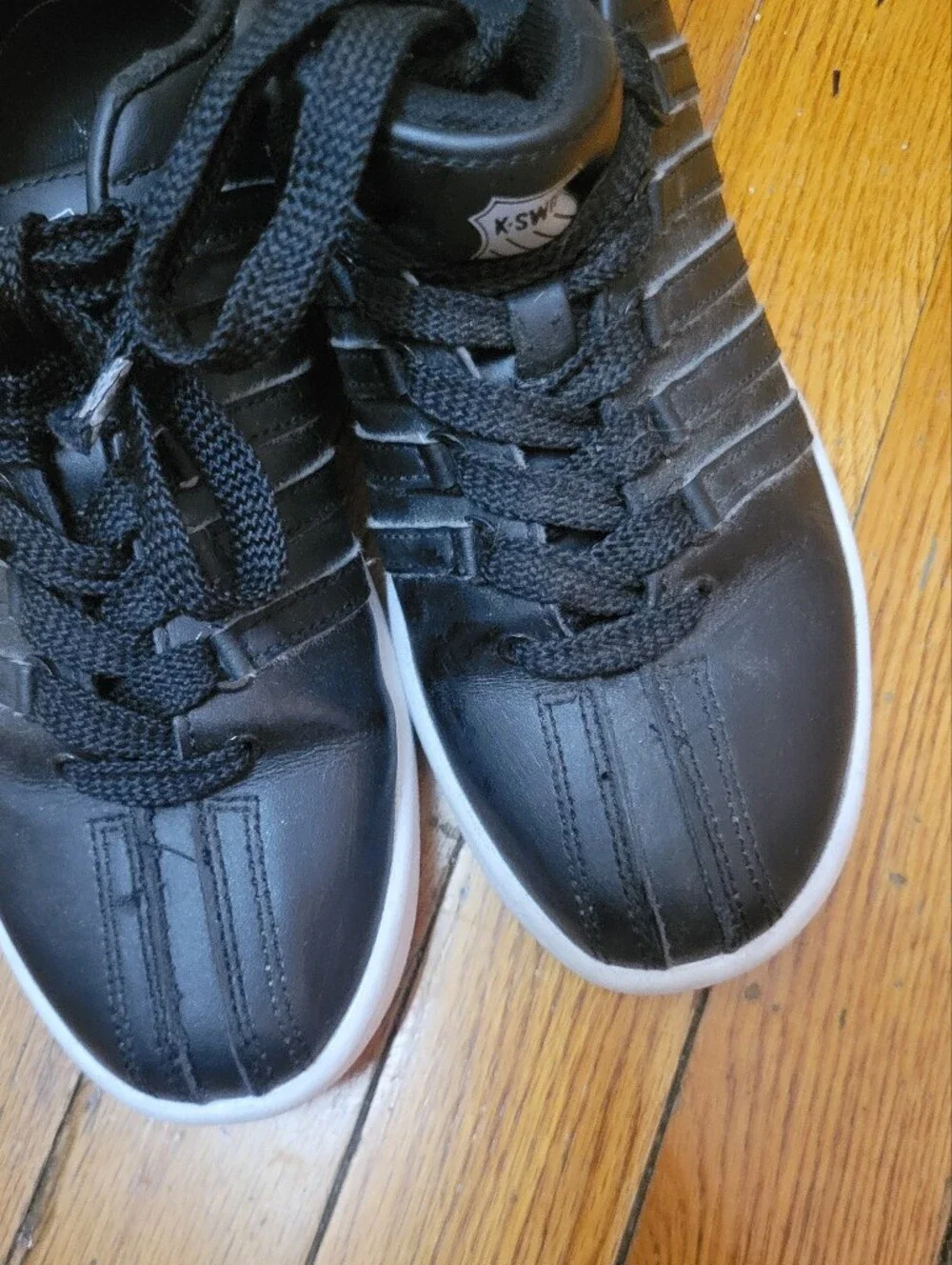 K-Swiss Classic VN Black White Leather Sneakers Kids Size 4 Women 5.5